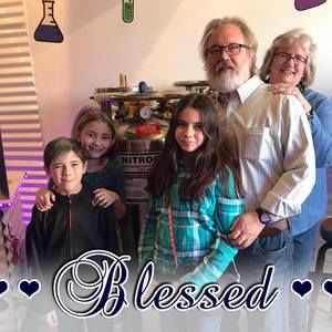 Meet your Posher, Lynda